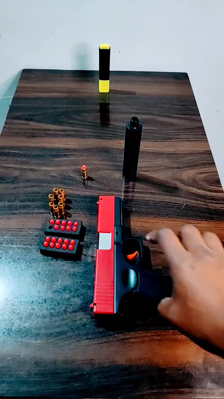 Outdoor Shooting Toy – Automatic Bullet Shell Ejection Blaster Gun